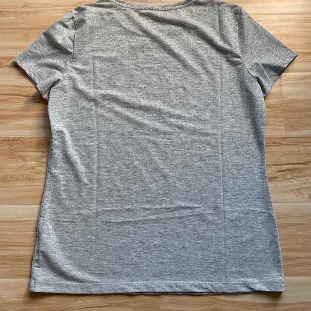 Talbots Size:Small Silver Metallic Tee Shirt! - Picture 6 of 12